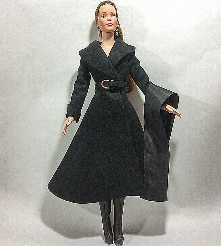 Tonner LE Cashmere Noir Outfit and 1st Gen Doll Tyler Wentworth