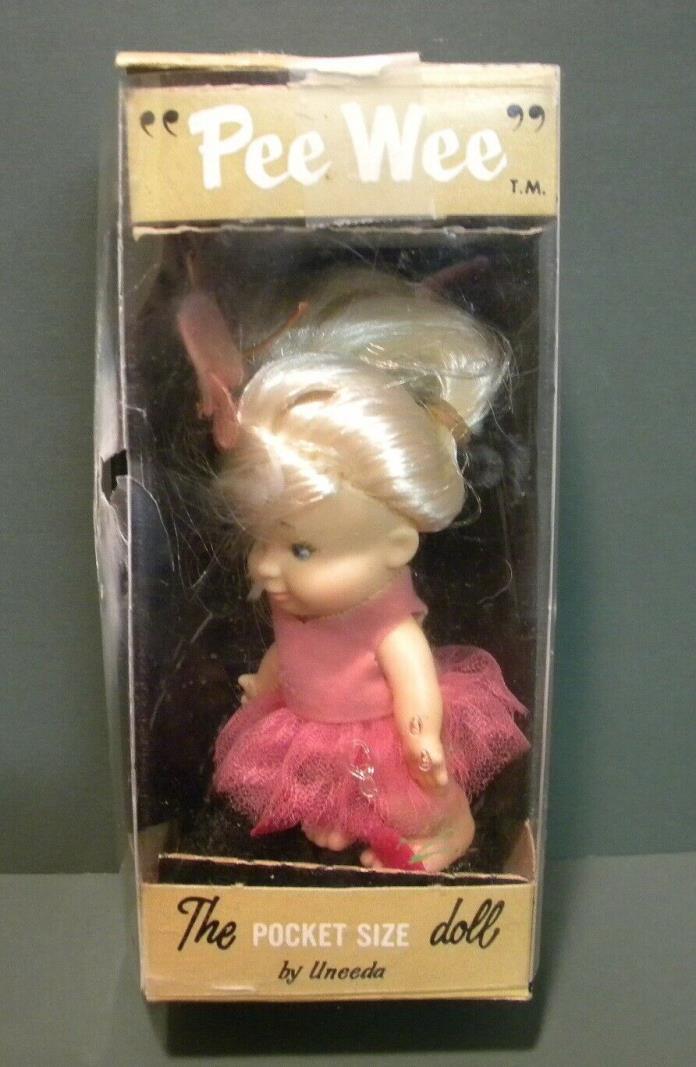 1966 Uneeda PEE WEE POCKET DOLL 104A Dance Time
