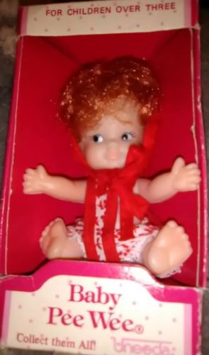 Vintage 1981 Uneeda Baby PeeWee Doll in box  strawberry blonde/light red hair