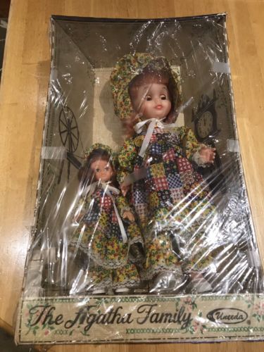 Vintage Agatha BY Uneeda Prairie Girl Two Doll Set- Still In Original Box