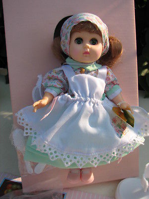 VOGUE GINNY ~LITTLE GOOSE GIRL~71-6380~MINT~ PERFECT GIFT~1988~  8 IN HIGH
