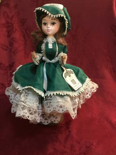 Vintage Bradley Doll Tricia Brunette Lacey Green Dress Pantaloons Wood Stand 13”