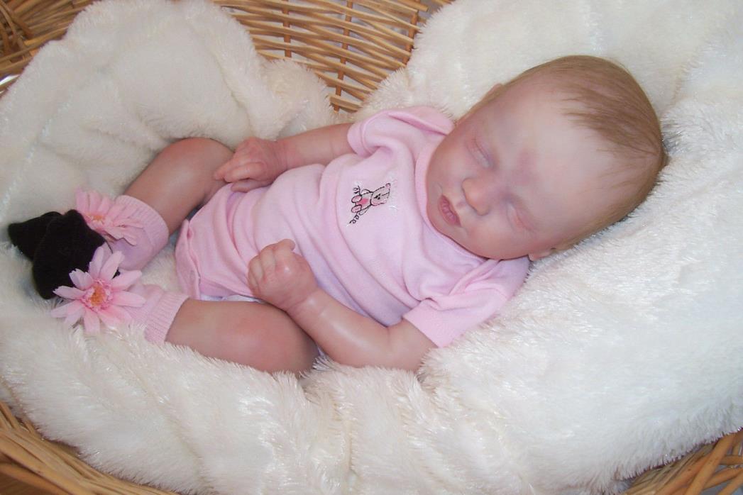 REBORN Priscilla Bountiful Baby Realborn Realistic Baby Girl Lifelike EUC