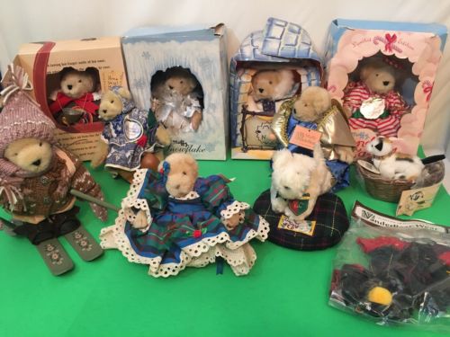 Lot Of Retired Muffy Vanderbear Collection Bears Dog Cat Accessories Etc