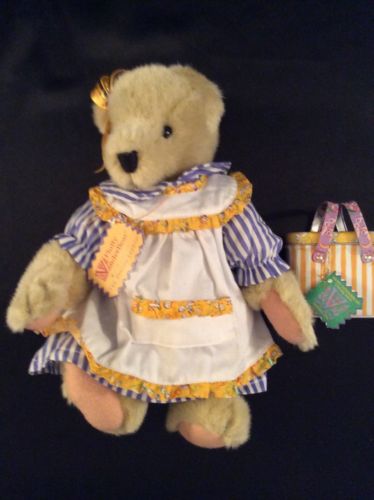The Sewing Lesson Fluffy VanderBear All Original With Unused Sewing Kit!