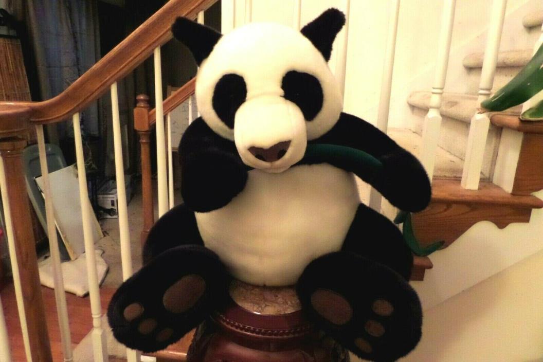 FAO SCHWARZ PANDA BEAR CUTE REALISTIC SOFT ANIMAL PLUSH TOY 24 INCHES