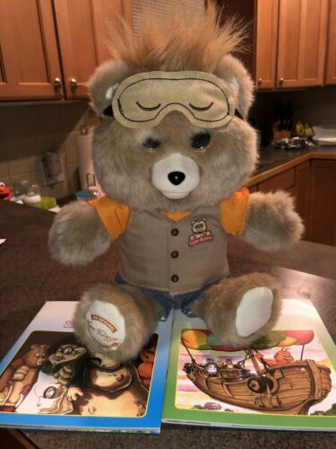 2017 Teddy Ruxpin Official Return of the Storytime Brown Bear