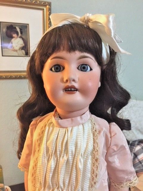 Antique French Limoges Lanternier doll 