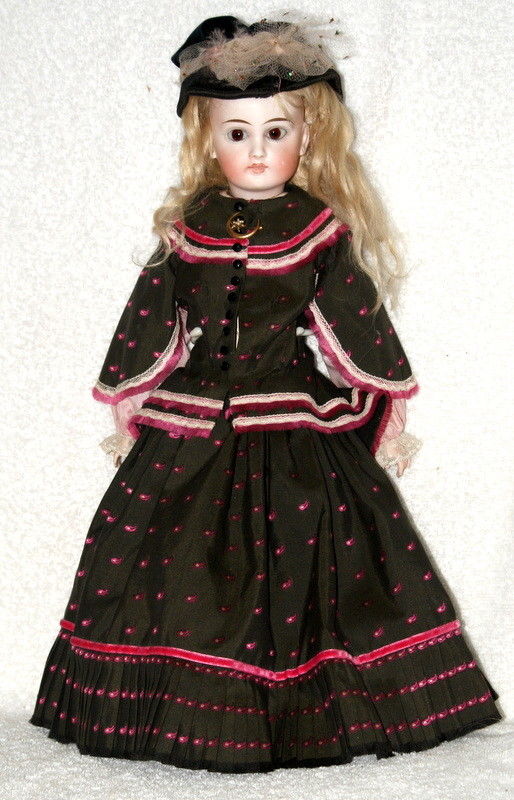 ESTATE Antique Bisque Closed Mouth 16 Inch SONNENBERG Fashion Doll  C.1880