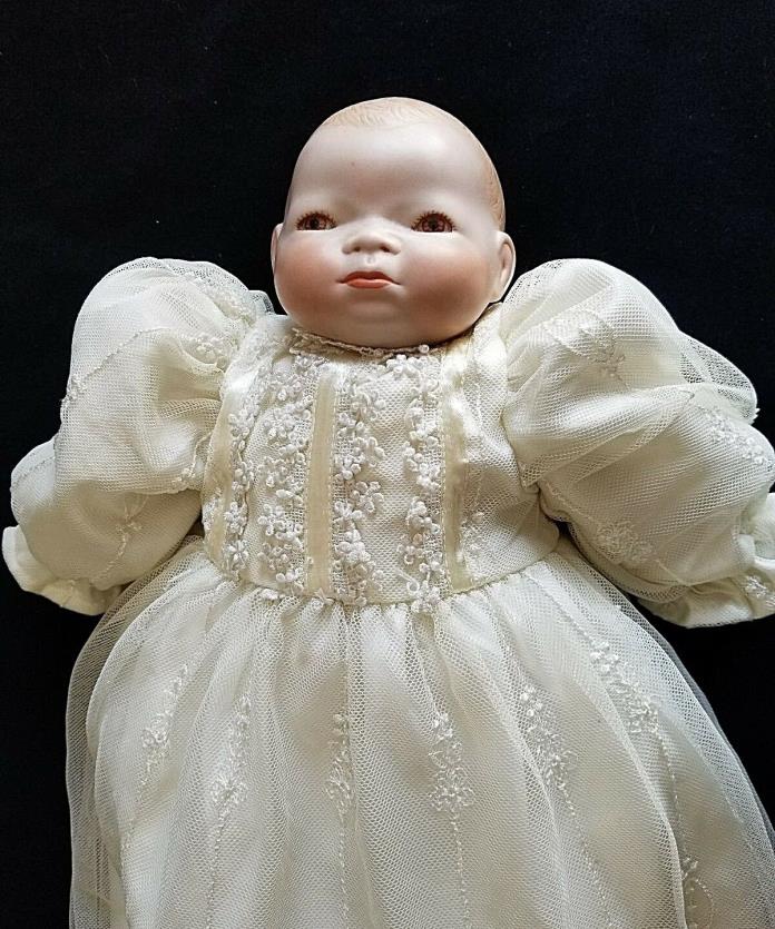 Bye Lo Baby Style Porcelain Christening Gown Baby Doll Vintage '82 CTSG