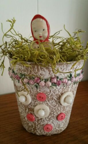 VINTAGE CERAMIC BISQUE FROZEN CHARLOTTE DOLL ~JAPAN 3.5 FIGURINE IN NEST BASKET