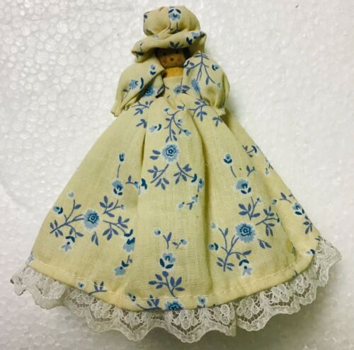 Vintage Southern Belle Clothes Pin Doll With Crinolines and Bonnet
