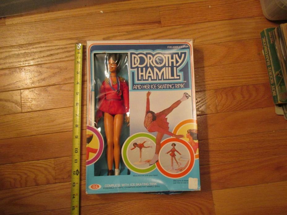 1977 Dorothy Hamill Ice Skating Doll Figure Skating Ideal Toy Mismatch skates