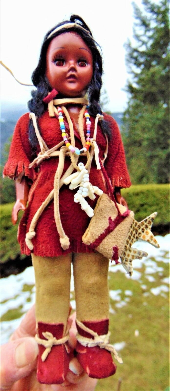 VINTAGE INDIAN GIRL DOLL ~ 7 1/2 INCHES TALL~  LEATHER CLOTHING  ~ 1950's