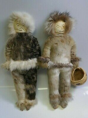 Pair Of Vintage Inuit Alaskan Dolls With Hand Woven Basket  - 15