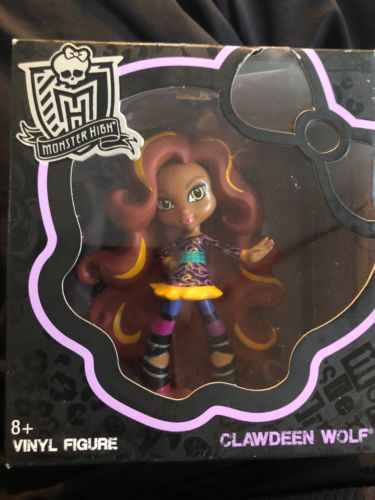 MONSTER HIGH CLAWDEEN WOLF VINYL FIGURE:  AGE 8+: NEW IN BOX