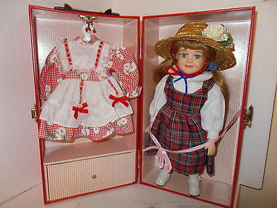 Lasting Impressions Red Trunk 1997 Heritage Mint Doll and extra dress w/COA