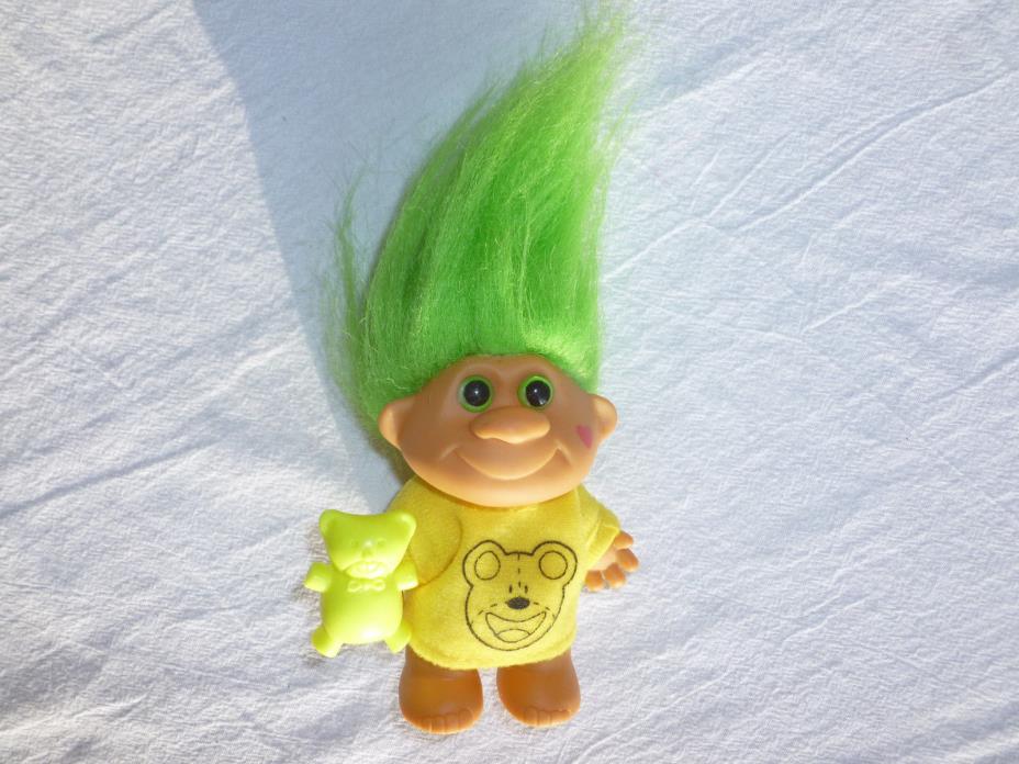 TROLL Doll, Teddy Bear shirt and doll, Heart Cheek green hair yellow shirt doll