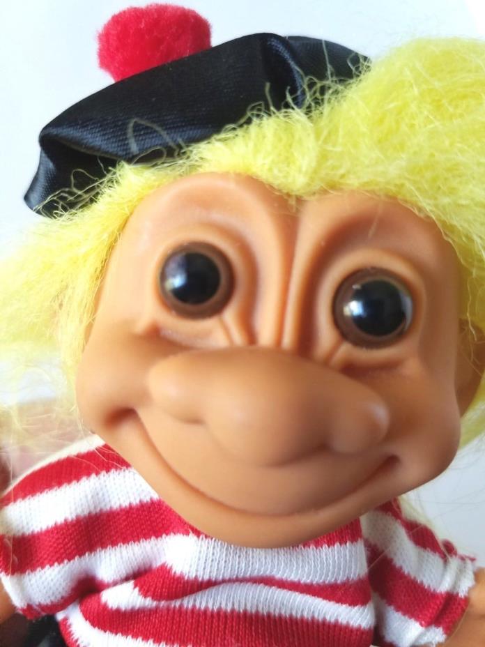 Vintage Troll Doll French Artist w/ Beret by RUSS 5” Yellow Hair Brown Eyes