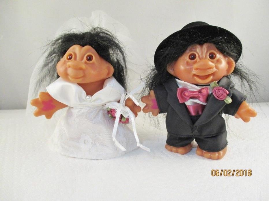 Original Trolls TT 2001 Playmates Troll Company Bride and Groom Set