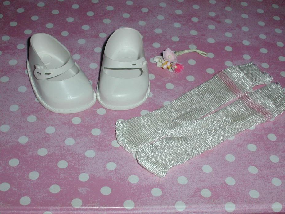 VINTAGE WHITE BABY DOLL SHOES/ RAYON SOCKS SIZE NO. (3) 2 3/4   BY 1 1/2