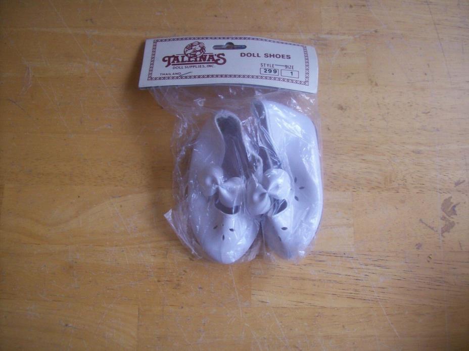 Tallina's White Doll Shoes Style 299 Size 1 NEW IN PACKAGE