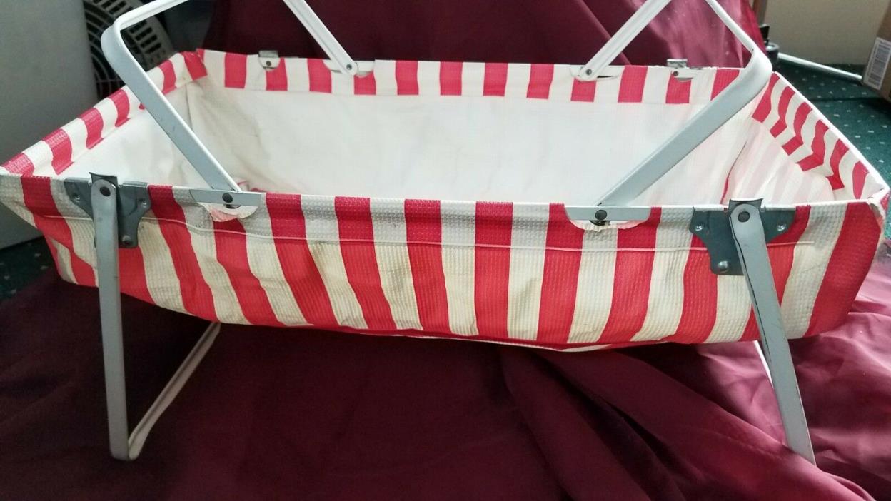VINTAGE 1950'S LARGE DOLL BED AND CARRIER 20L X 10W X 12 H PLASTIC RED ANDWHITE