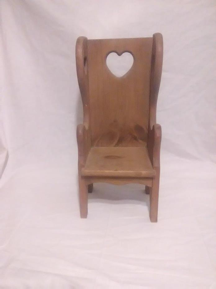 Vintage Wooden Chair Doll Chair (READ LISTING) )(*@@@f3