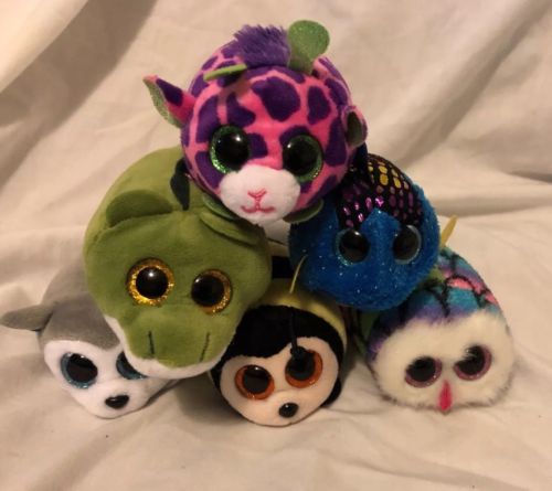 Lot Of Generic Plush Toys Alligator Wolf Owl Fish Giraffe Bee Used