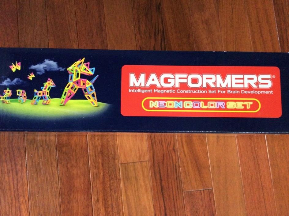 MAGFORMERS  Intelligent Magnetic Construction Set for Brain Development - Neon c