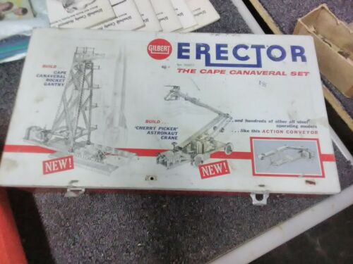 VINTAGE GILBERT ERECTOR NO 10211 CAPE CANAVERAL SET GREAT CONDITION