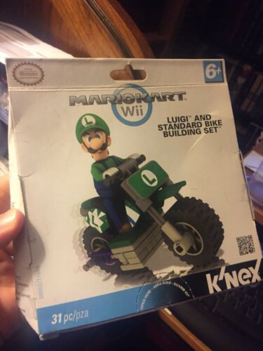 K'Nex Mario Kart Wii Luigi And Standard Bike Building Set Sealed 31pc Sealed