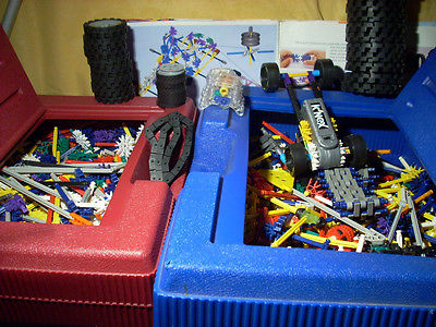 Large K'NEX Collection 4 Winders Motor w/Batts Wheels Pulleys Gears Cases Plans
