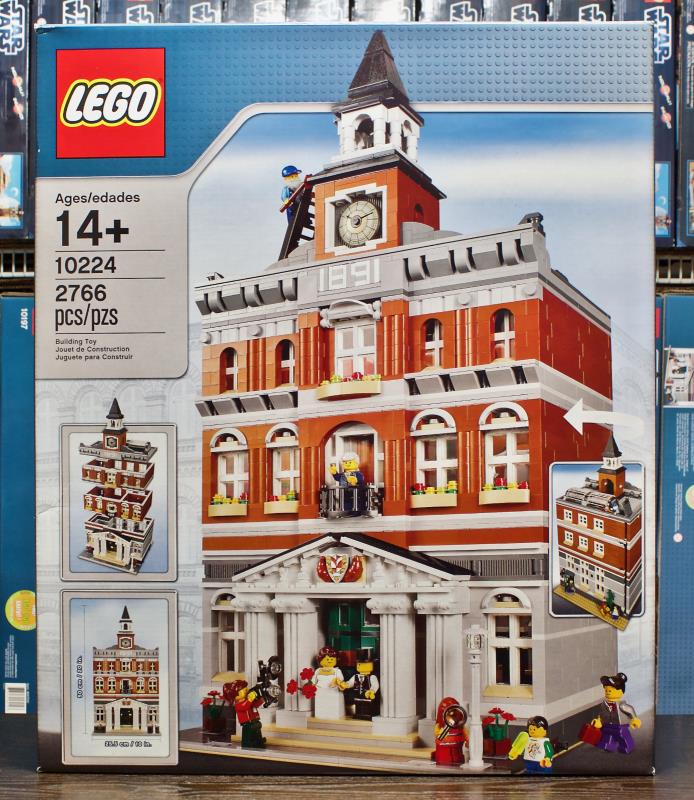 LEGO TOWN HALL (10224) CREATOR MODULAR BUILDING - NEW MISB - RETIRED SET
