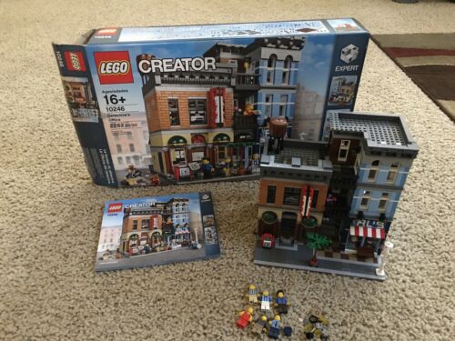 LEGO Creator Detective's Office (10246) Modular Set 100% Complete W/ Box