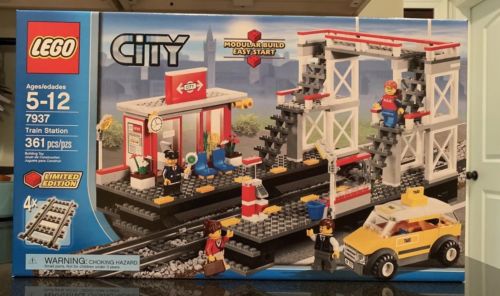 LEGO City 7937 Train Station