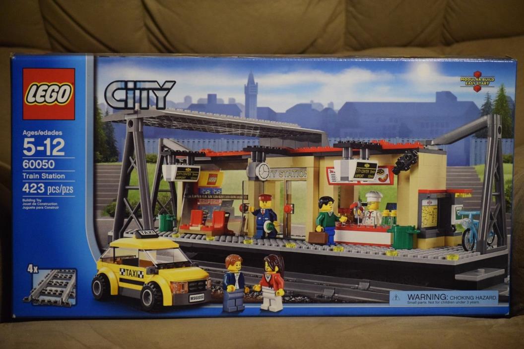LEGO #60050 Train Station W/Box and Instructions