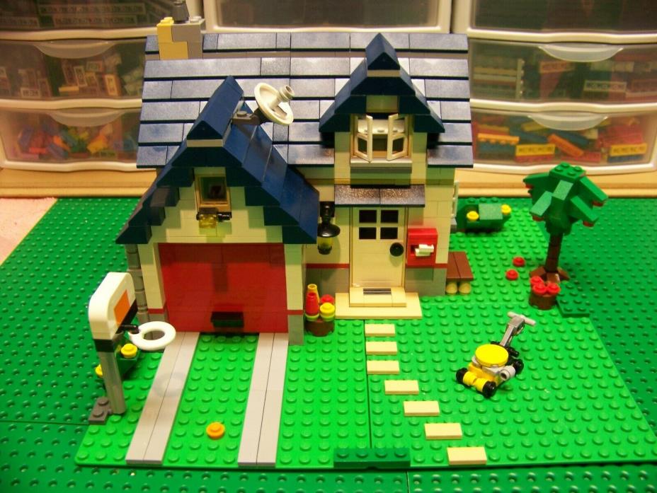 LEGO Creator Apple Tree House  5891