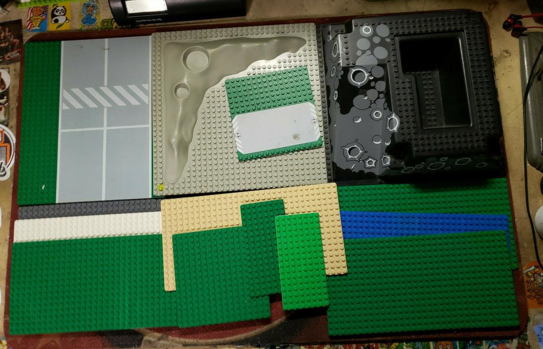 Lot of 14 Lego Baseplates Moon Crater Plate Green Road Raised Black & Grey Ramp