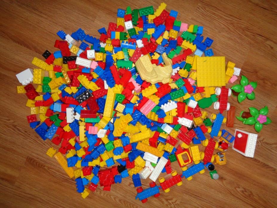 Large Lot of Medium Size Mega Bloks 11+ lbs Building (No Legos) Fine Motor Toys