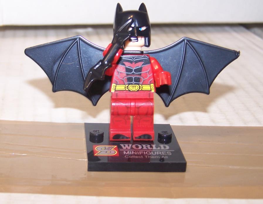 RED BATMAN MINI FIGURE WITH STAND DC BRICK  BLOCK LEGO
