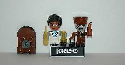 Kre-o Kreo Mini figure Cityville Invasion Collection 1 Mike Medic + Zombie Medic