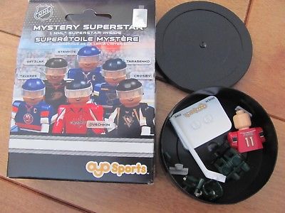 OYO Sports Minifigure ZACH PARISE from NHL Mystery Superstars Series NEW