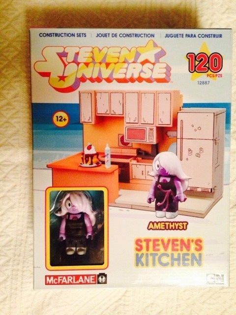 Steven Universe Steven's Kitchen w/Amethyst figure - 120 pieces