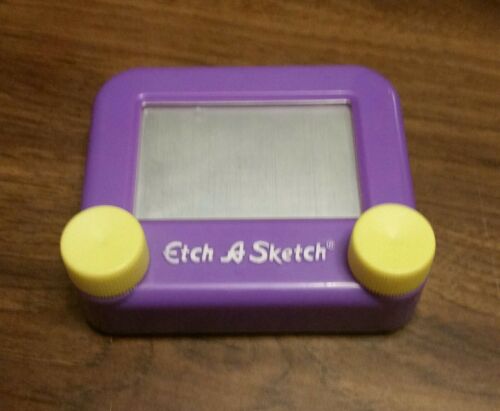 Small Size ETCH A SKETCH Toy Drawing purple Art Plastic Mini Etch-A-Sketch