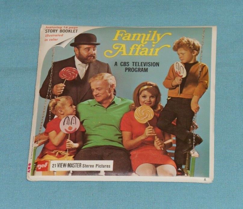 vintage A FAMILY AFFAIR VIEW-MASTER REELS packet with booklet