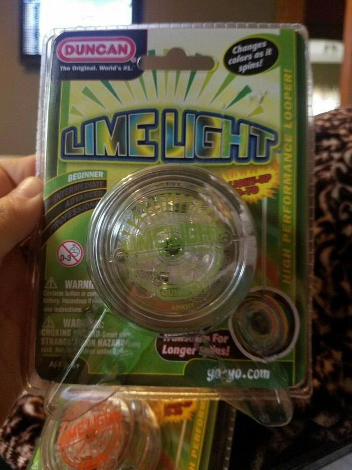 Duncan Lime Light Yo-Yo with LED Lights - Transparent Green
