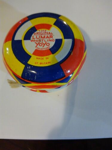 Vintage Great Britain Lumar Whistling Yo Yo