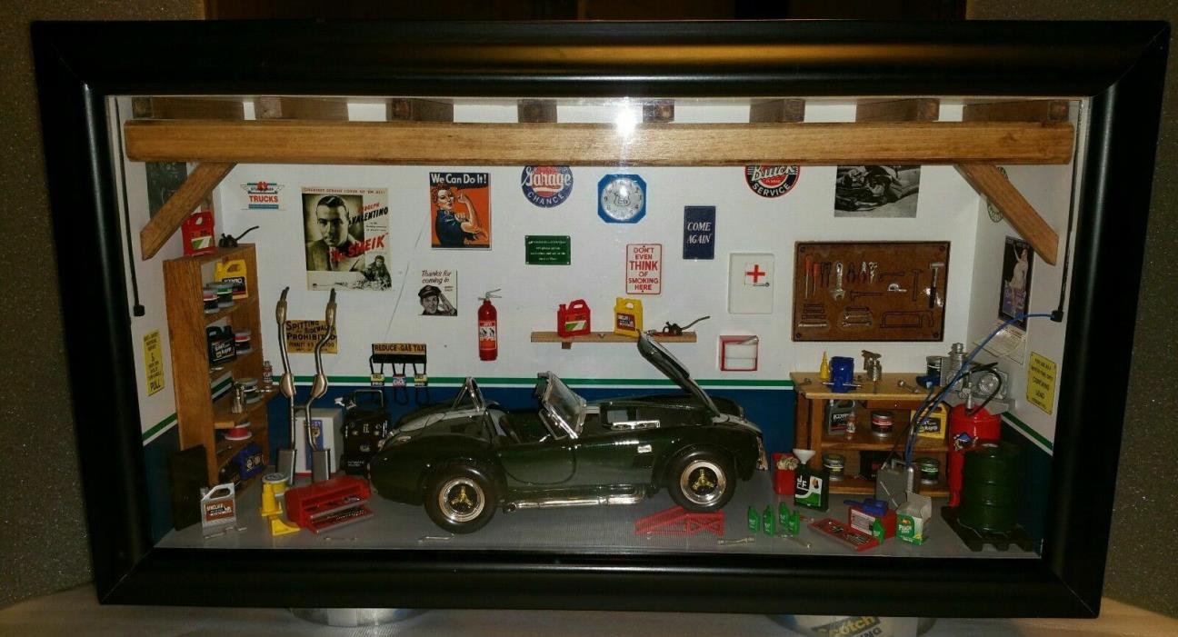 1:18 Wall & Shelf Diorama Garage Diecast Parts Very Unique