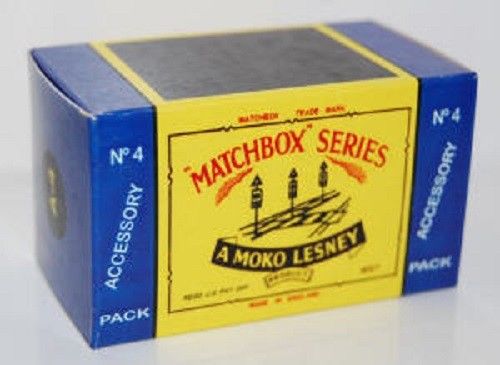 Matchbox Lesney A-4 Road Signs Repro  style Accessory Pack Box